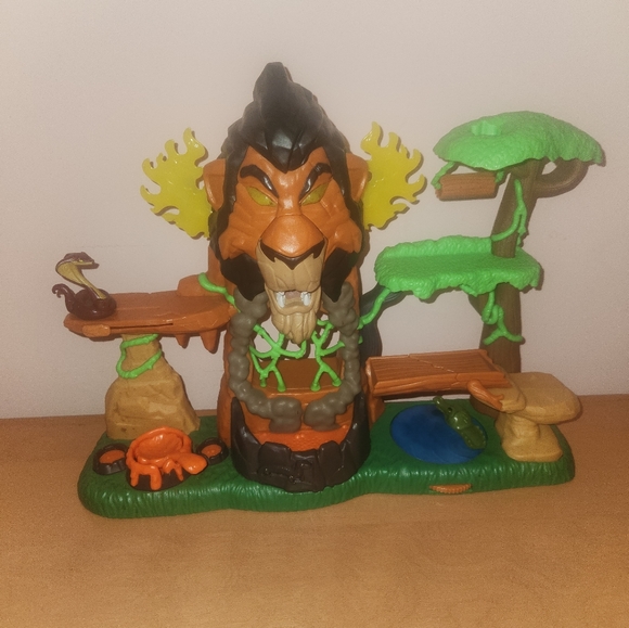 Just Play Toys Disney Lion Guard Rise Of Scar Playset Lion King
